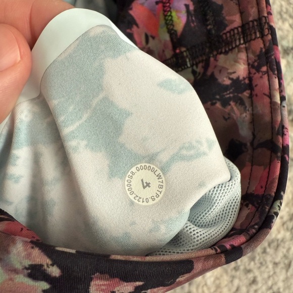 Lululemon Base Pace High-Rise Short 8" - Picture 10 of 10